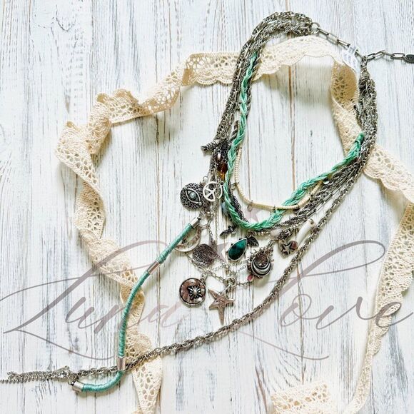 FREE PEOPLE Luca Silver Extreme Layered Necklace In Sage NWT - Picture 3 of 7